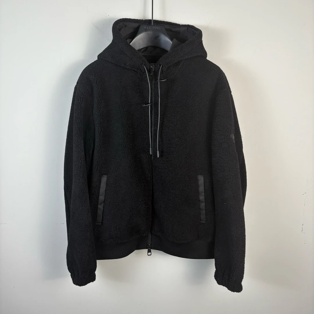 Cavalli Class/卡沃利 时尚男士毛绒连帽棉服外套 2541001/002白