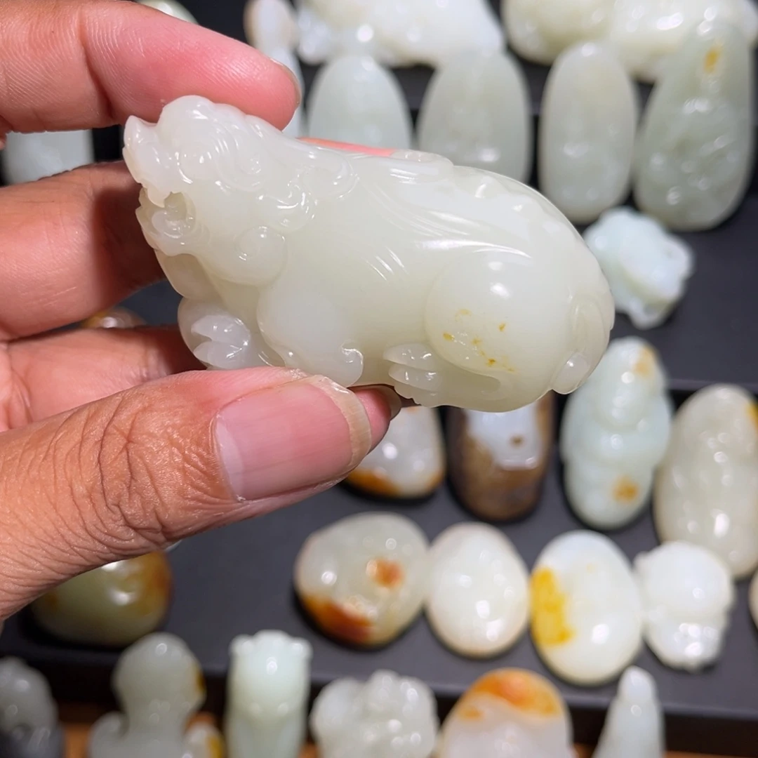 ****儿颈饰未镶嵌和田玉