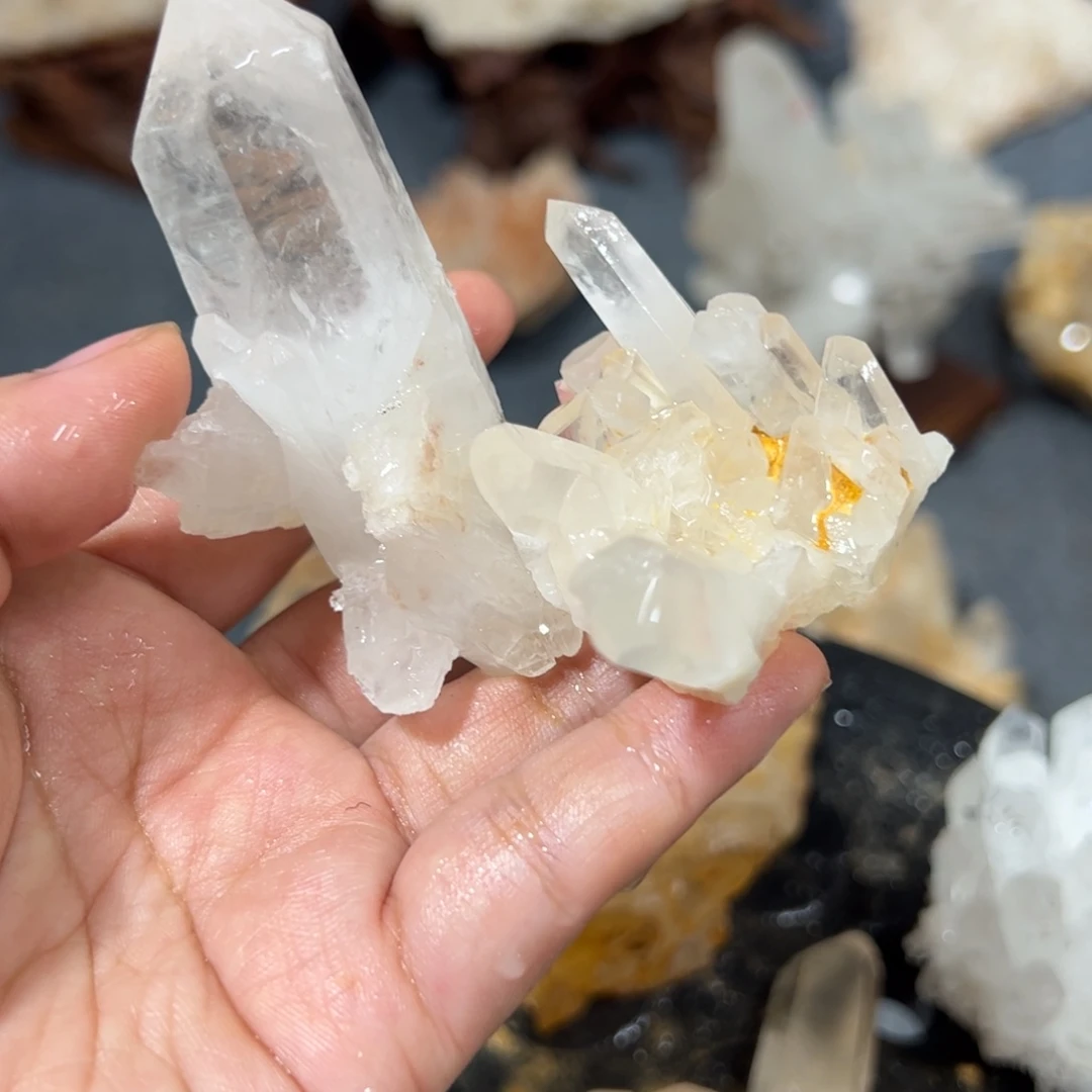寂***来未镶嵌珠宝半成品水晶