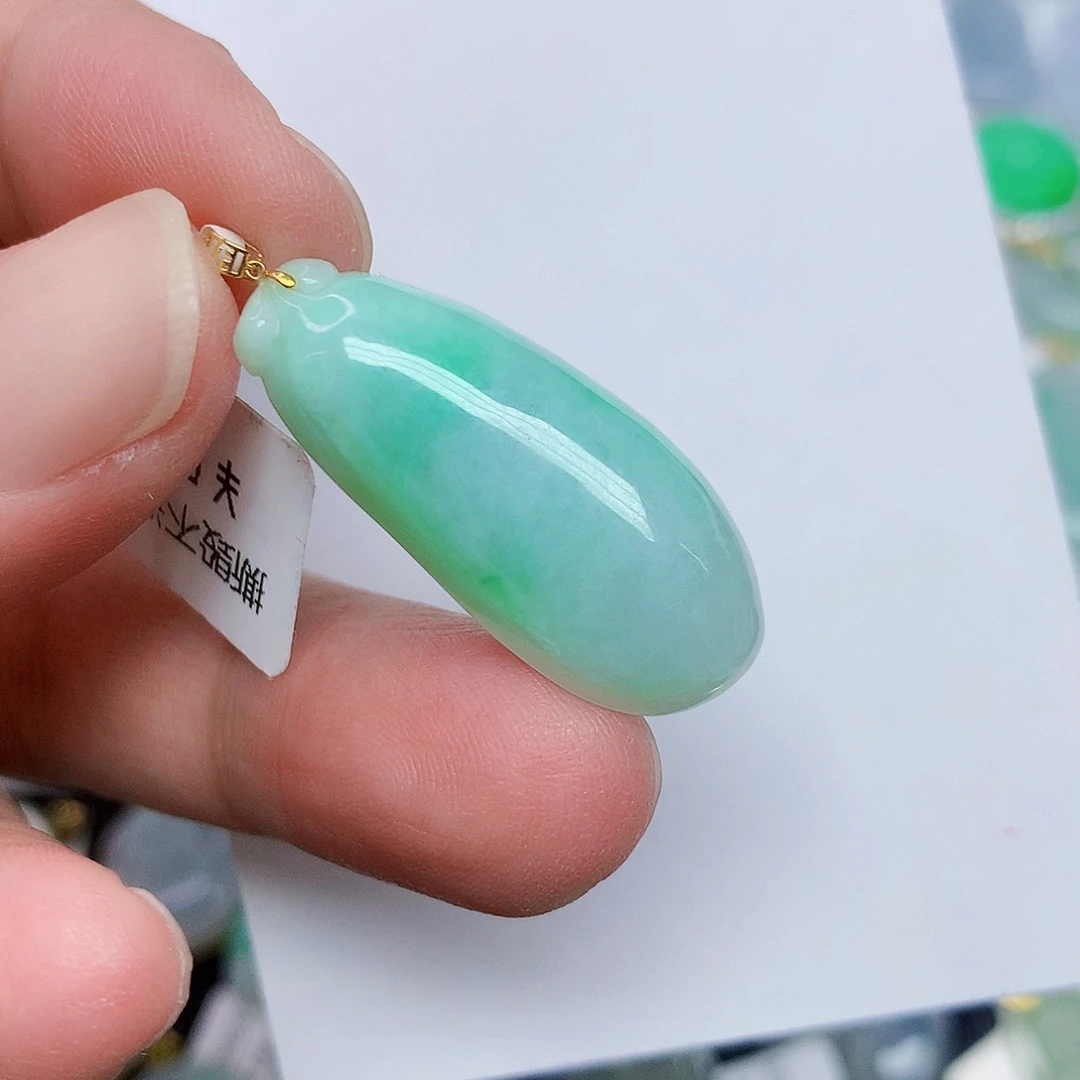 翡翠18K金镶嵌颈饰345677