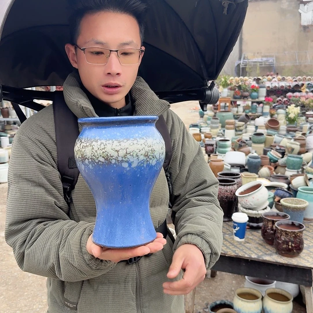 紫砂花盆瑕疵01一个一个