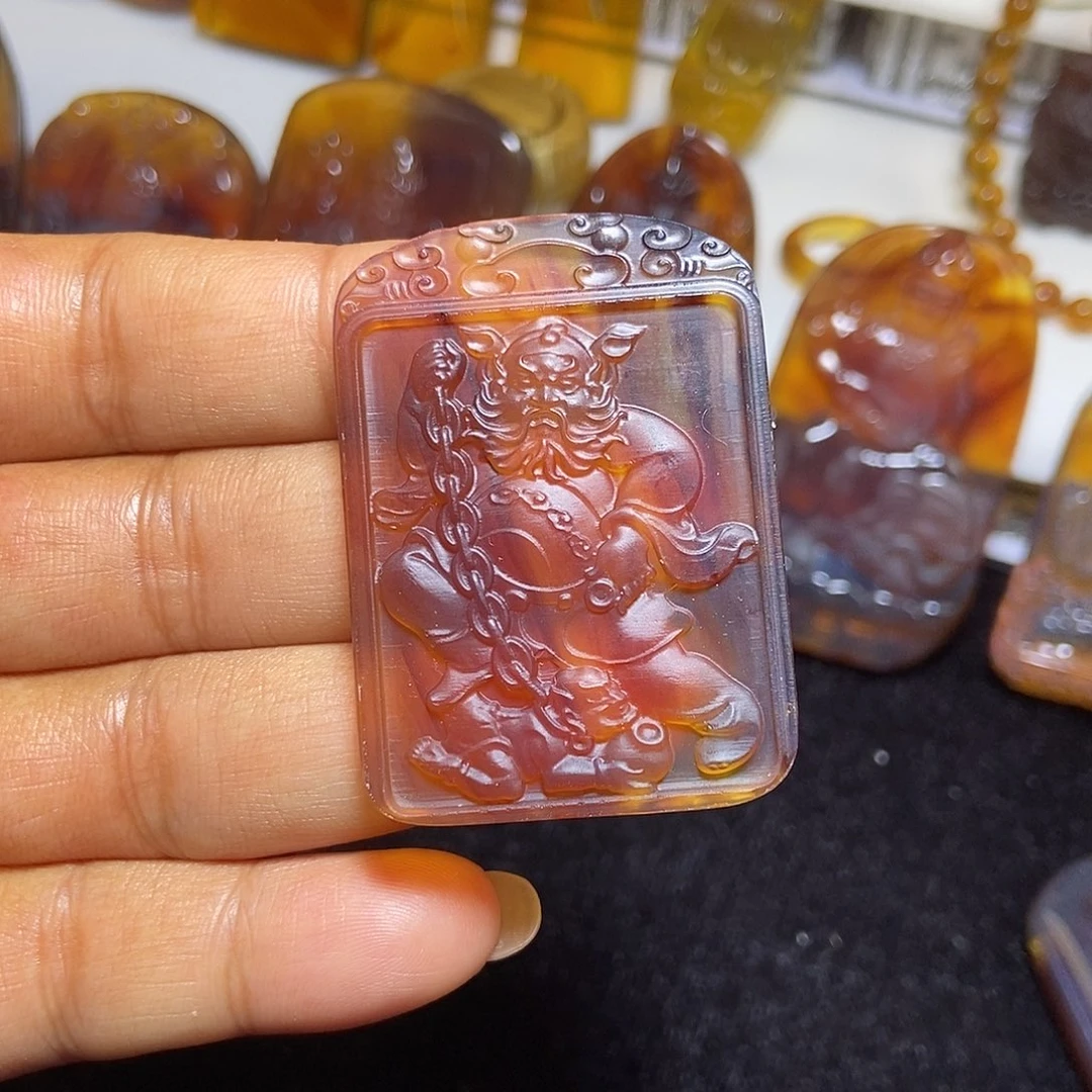 琥珀颈饰未镶嵌缅甸天然琥珀吊坠