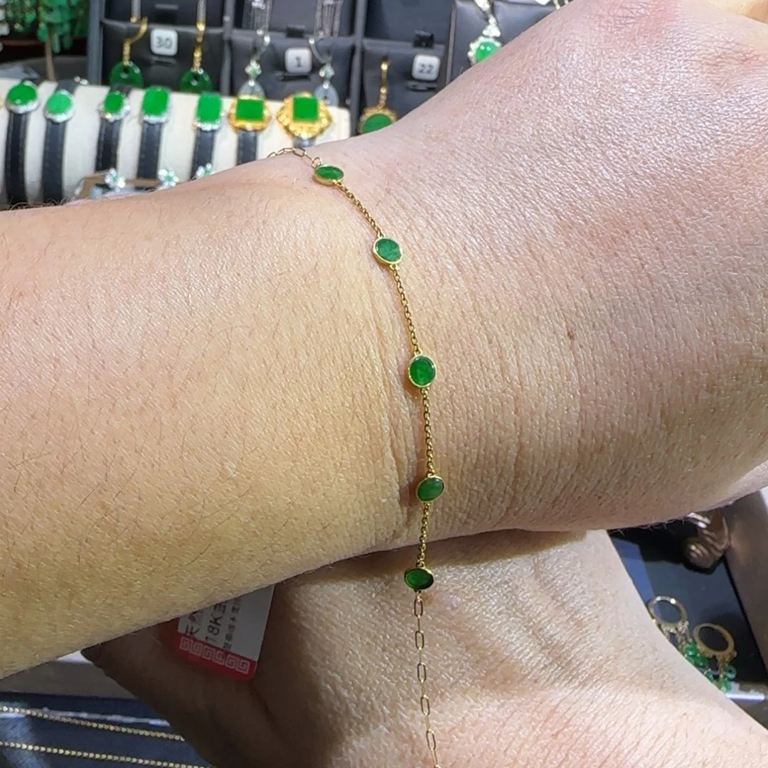 翡翠18K金镶嵌颈饰手链