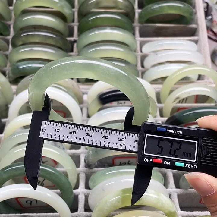 未镶嵌蛇纹石玉手镯117
