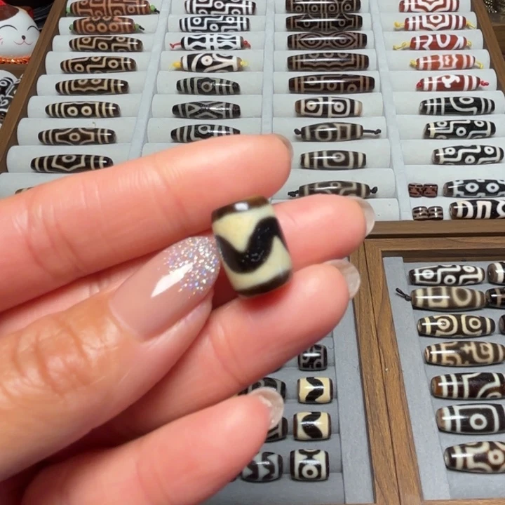 未镶嵌颈饰玛瑙/玉髓