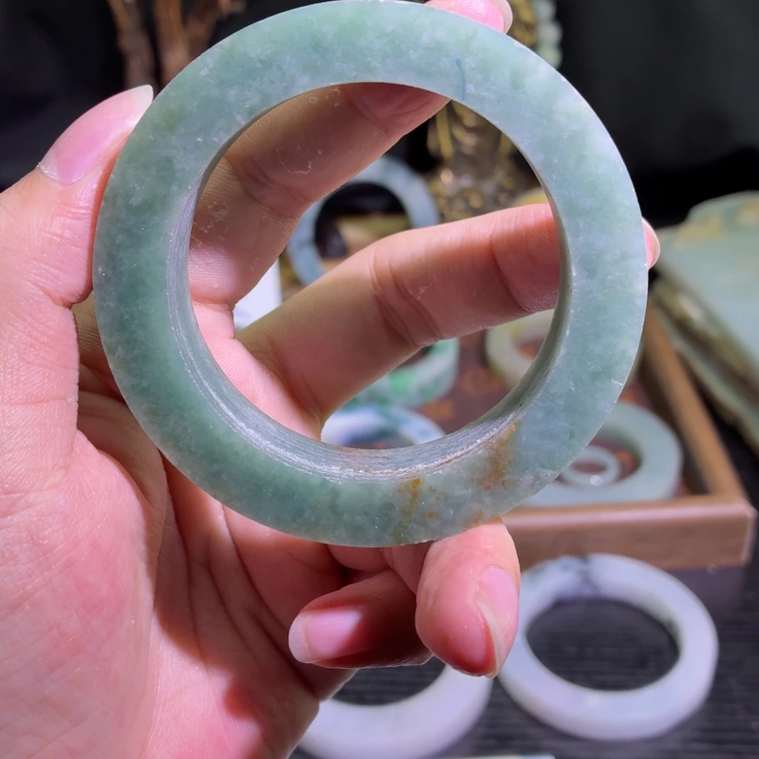 定制翡翠未镶嵌天然翡翠A货毛胚手镯