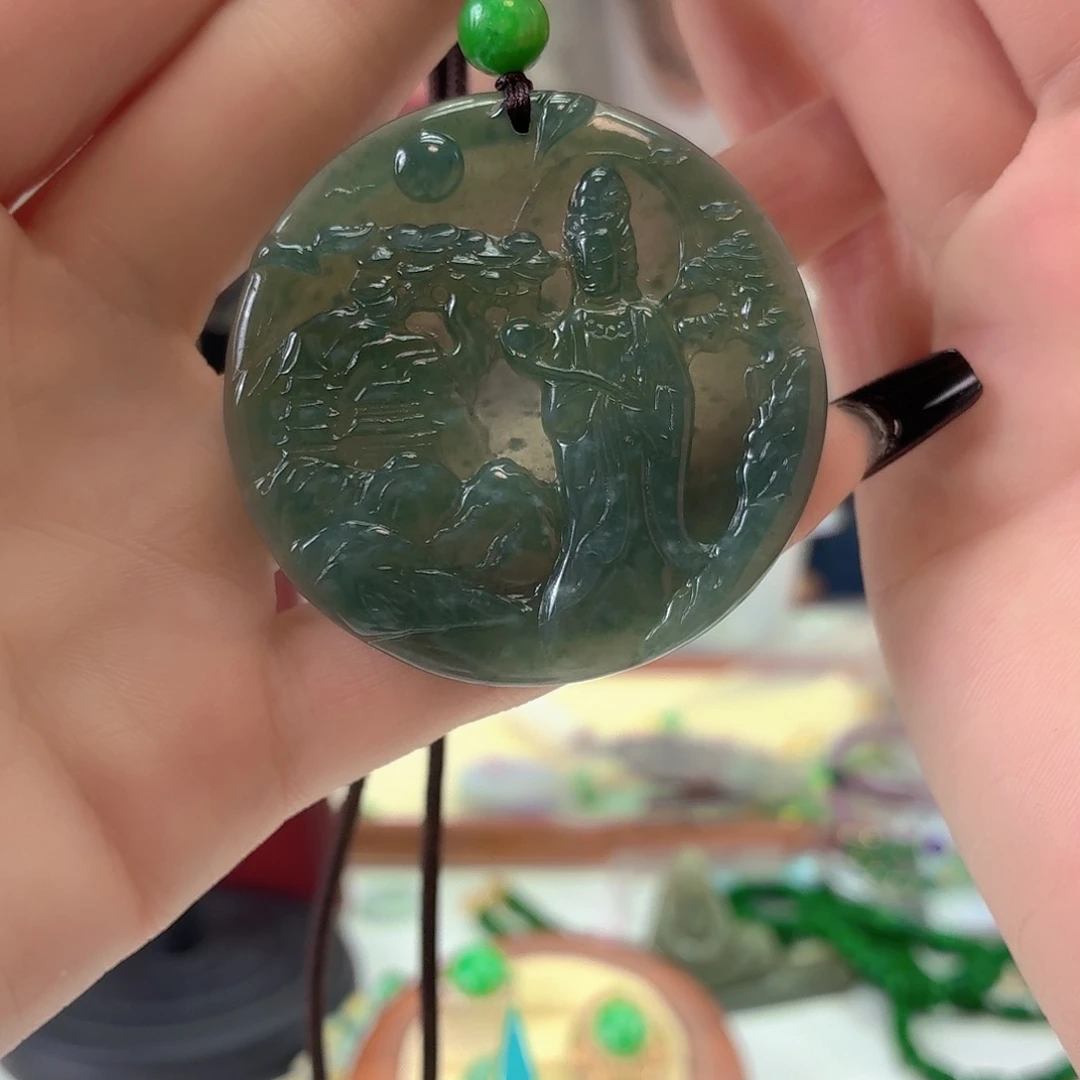 翡翠未镶嵌颈饰翡翠