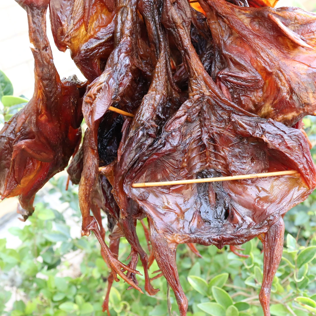 湖南正宗柴火米糠烟熏腊竹鸡农家风味土特产