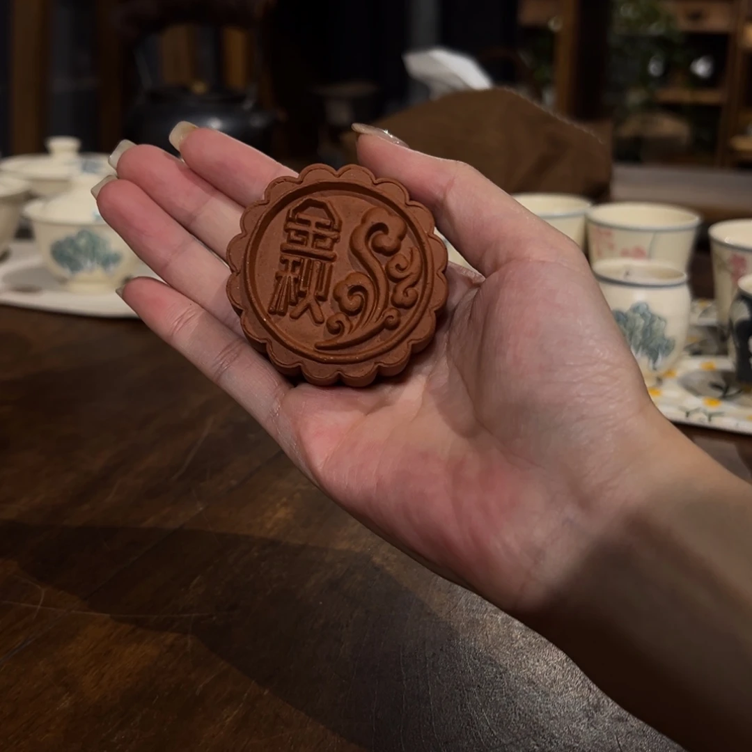 瓷片陶瓷。       陶瓷。    微瑕