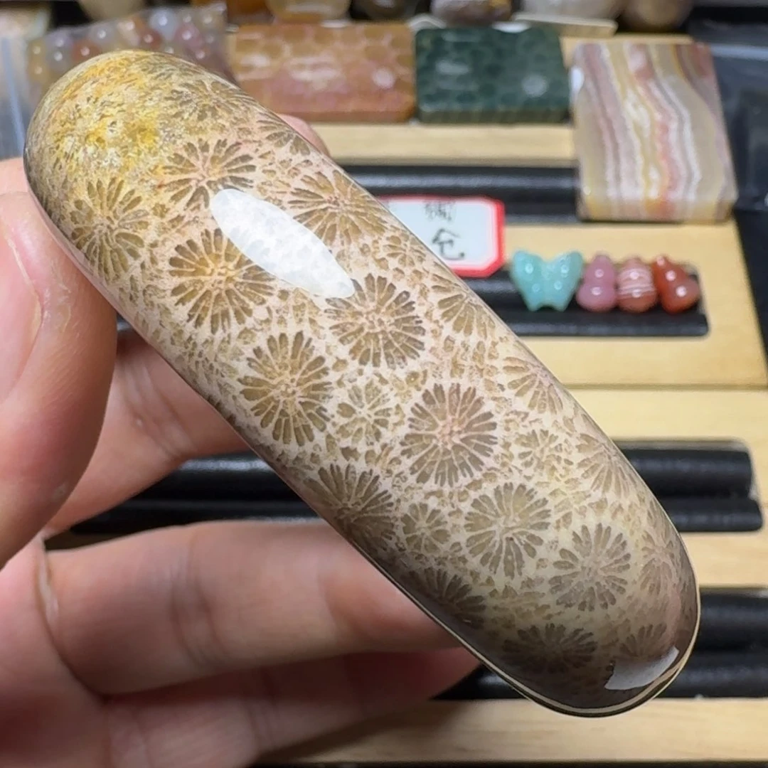 硅化玉纯天然色有机玉石未镶嵌54圈口