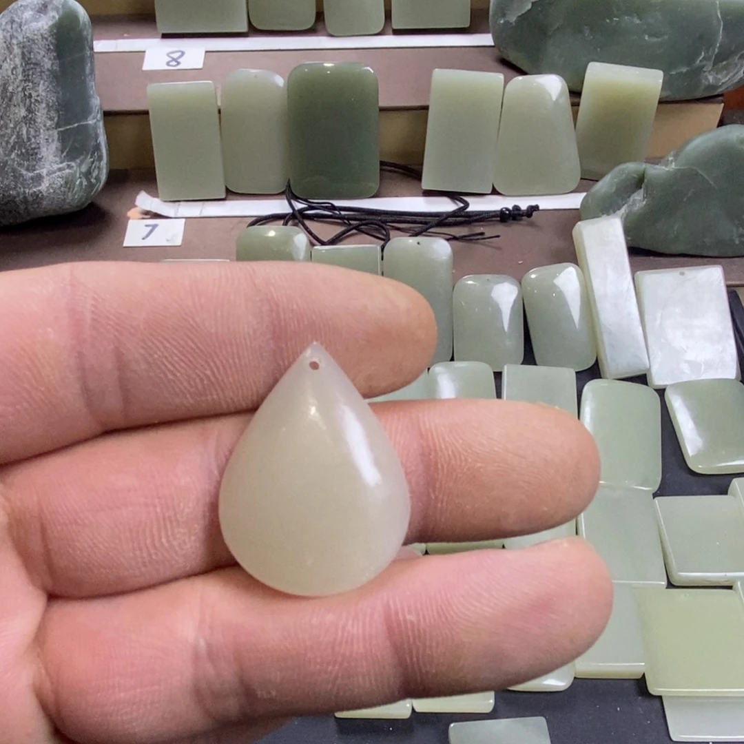 颈饰未镶嵌和田玉十**寸01