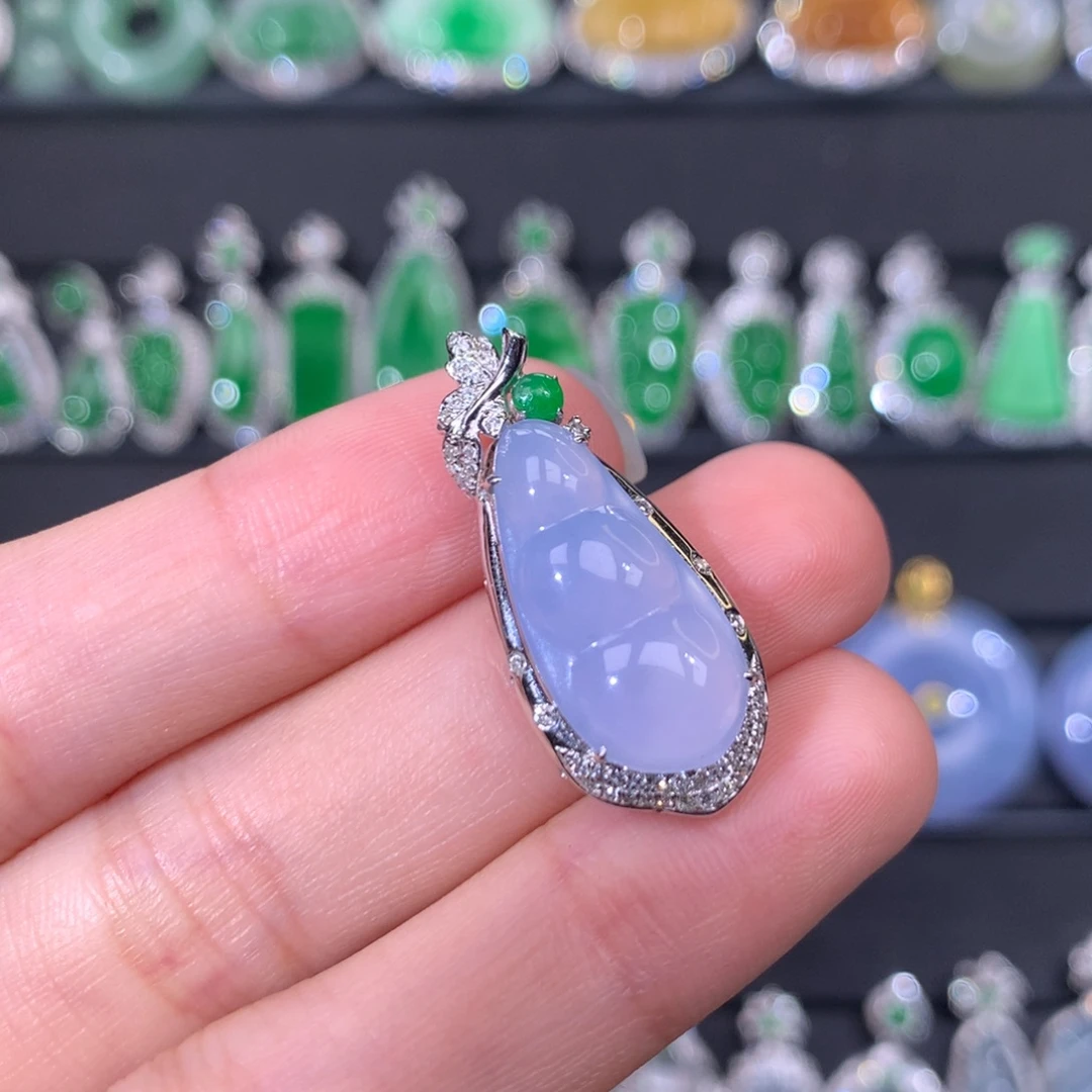 翡翠18K金镶嵌吊坠(不含链)仙紫福豆