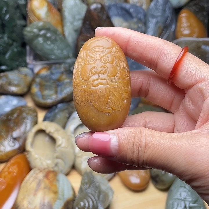 未镶嵌和田玉挂件