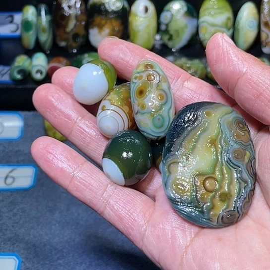 【闪购商品】未镶嵌玛瑙/玉髓珠宝奇石w*聊