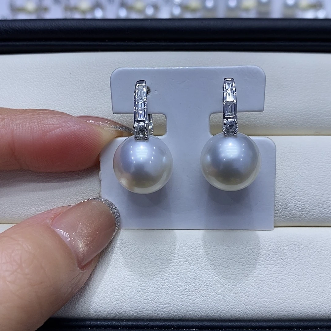18K金镶嵌耳饰海水珍珠12到13点位澳白