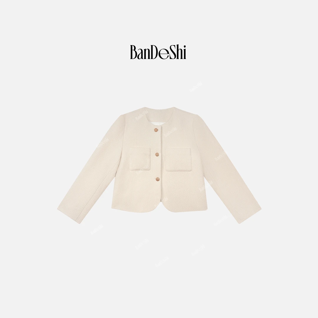 【C4170】班德施-秋装新款女装时尚气质圆领正肩单排扣短款外套SS