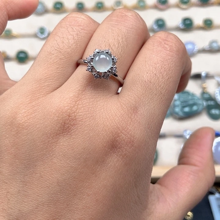 翡翠未镶嵌戒指戒指