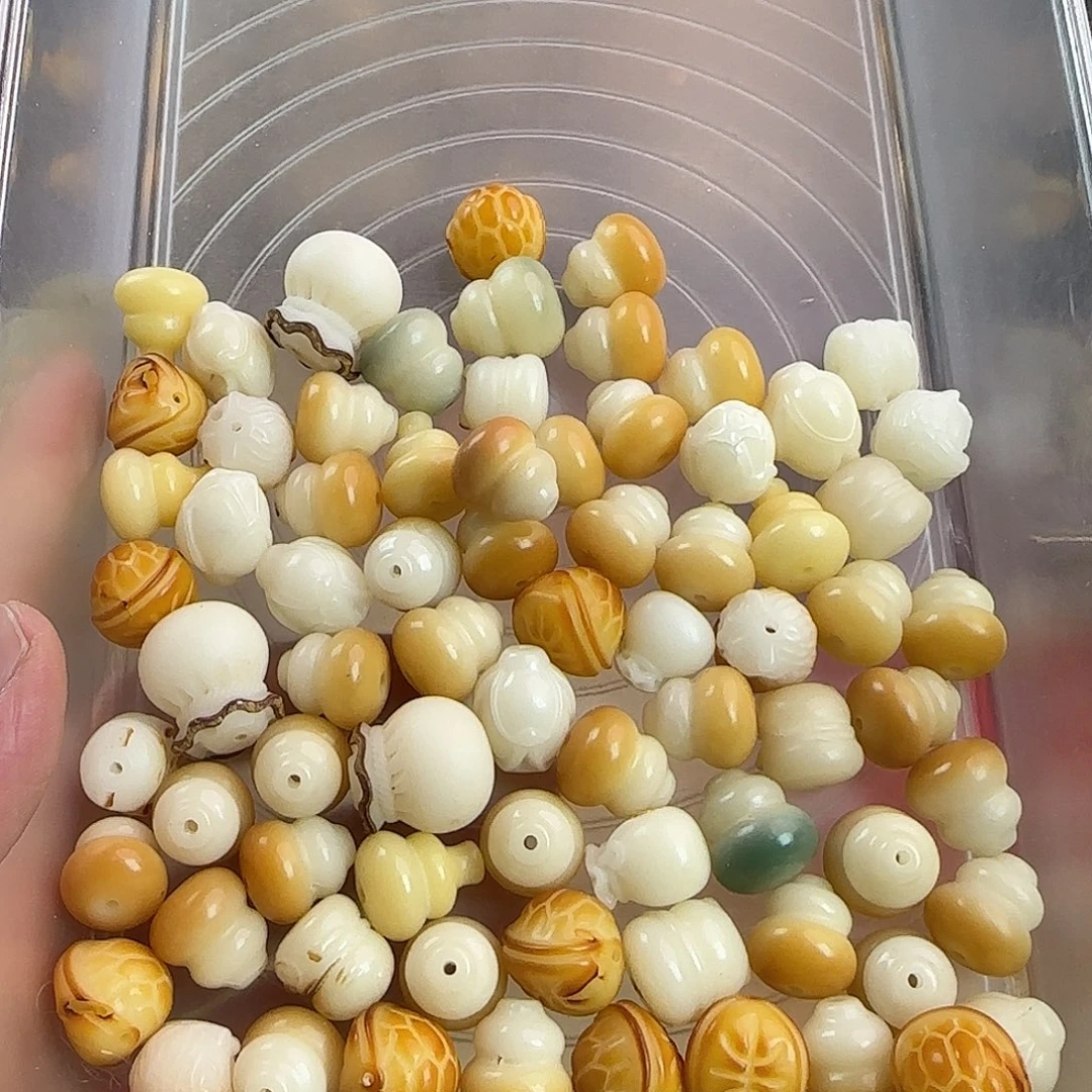 菩提根/象牙果手串瑕疵雕刻件混大尺寸75颗无售后