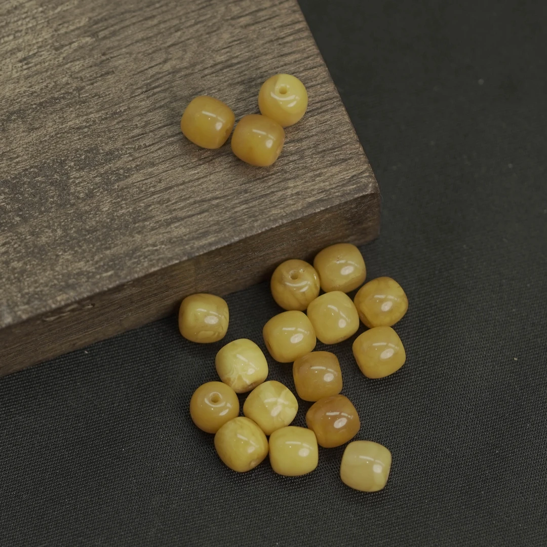【发2颗】6MM+蜜蜡散珠DIY文玩珠宝HP55