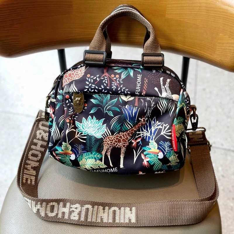 达芙世家轻便洋气包包女2025新款百搭休闲时尚女士斜挎包单肩手提