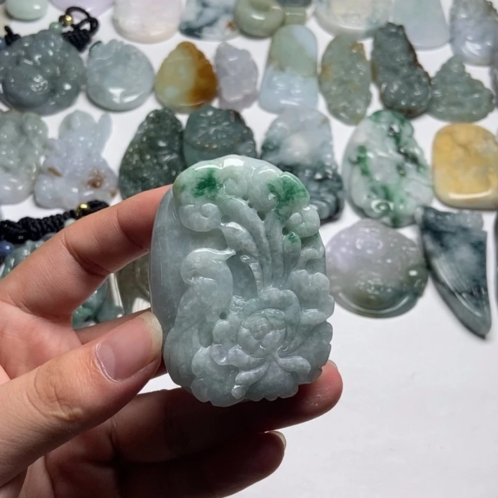 翡翠未镶嵌颈饰花开富贵39