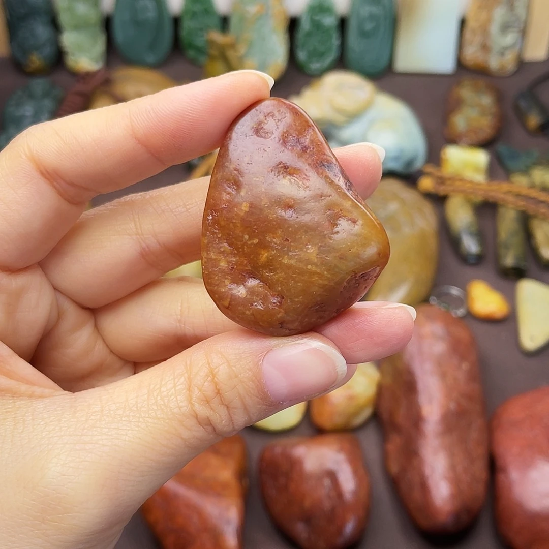 岫岩河磨玉（透闪石质玉）未镶嵌颈饰