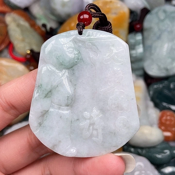 颈饰未镶嵌翡翠翡翠