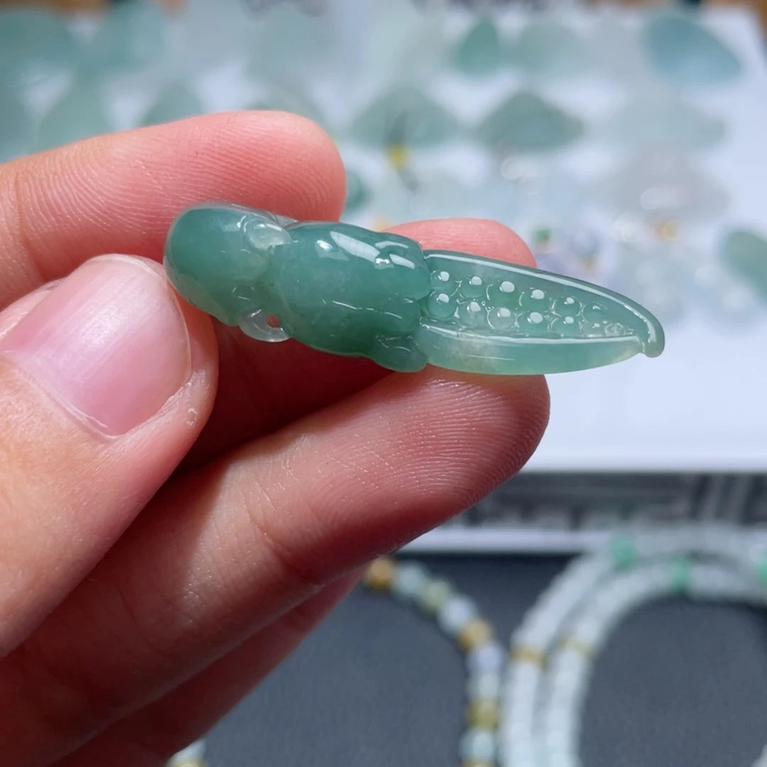 未镶嵌定制翡翠翡翠