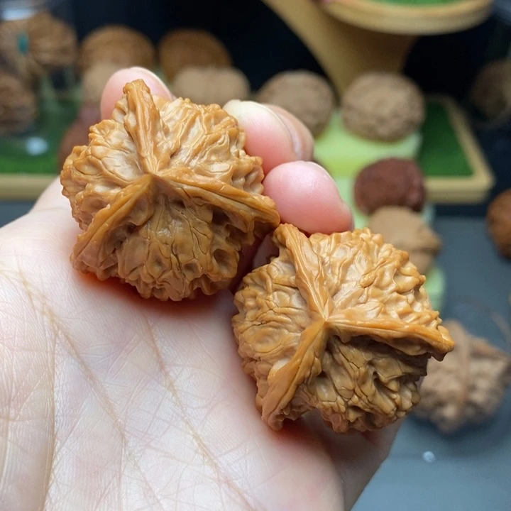 把件文玩核桃用****8三棱37