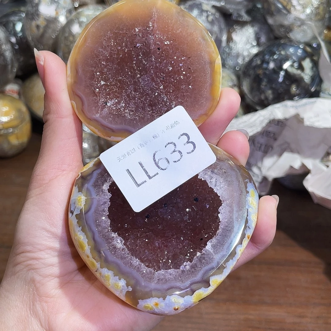 未镶嵌水晶大型摆件（非配饰）