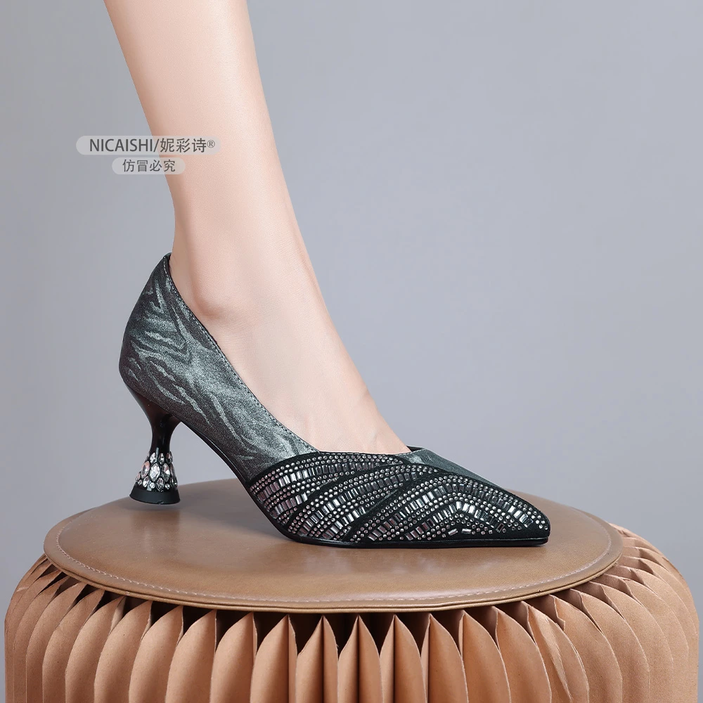 2025新款法式高级感浅口单鞋女气质一脚蹬高级感配裙子舒适2718