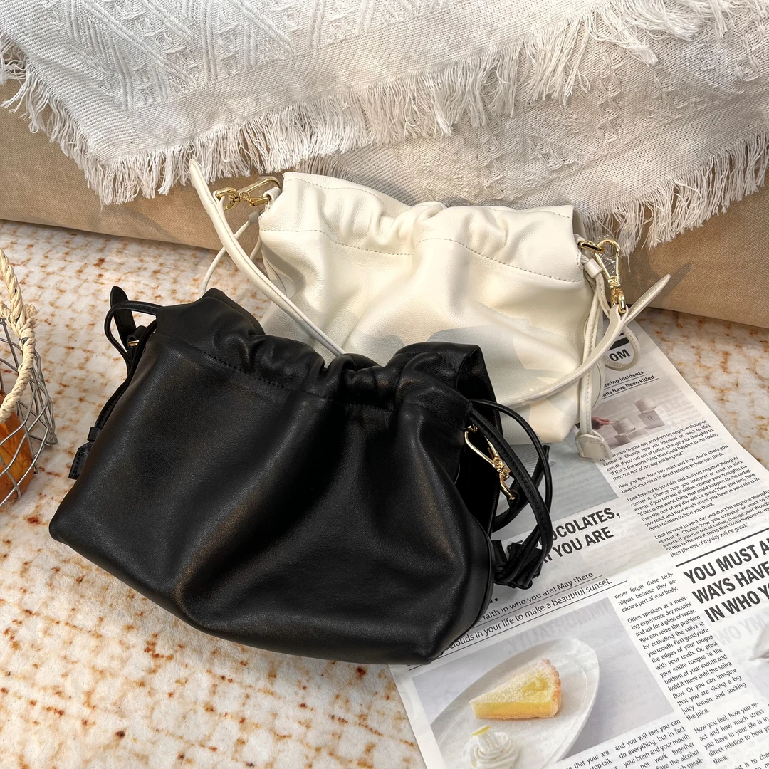 陈三北【芬家法棍】羊皮-25CM-平纹-斜挎百搭女包