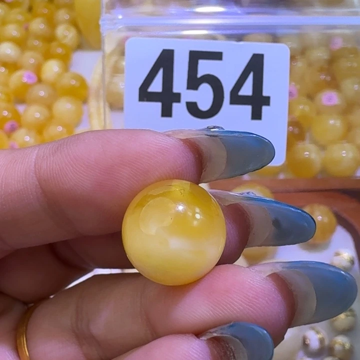 琥珀未镶嵌裸石14.1微微瑕