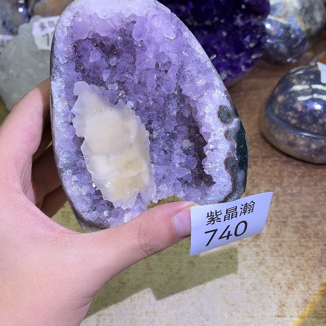 未镶嵌大型摆件（非配饰）水晶