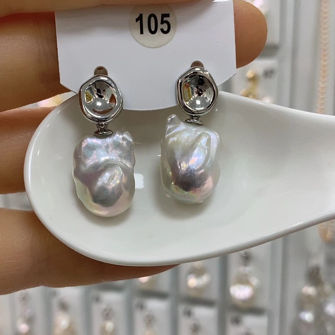 颈饰未镶嵌淡水珍珠