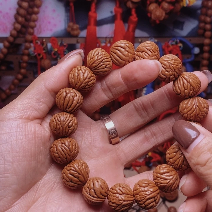 吊坠桃核龙纹桃枭