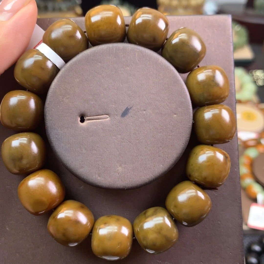 岫岩河磨玉（透闪石质玉）手链未镶嵌