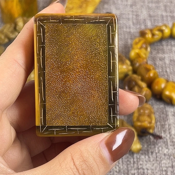 大果紫檀（缅甸花梨）牌子
