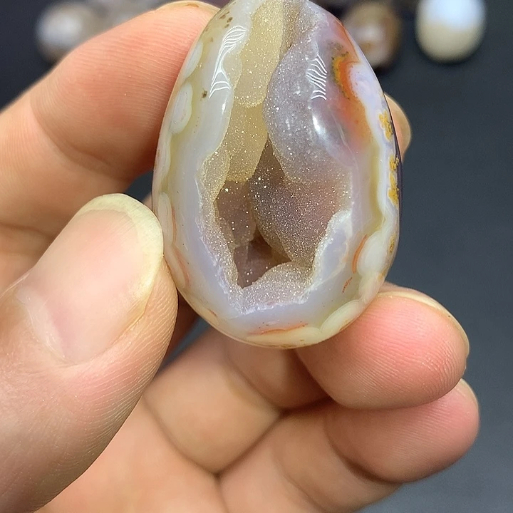 未镶嵌玛瑙/玉髓珠宝奇石