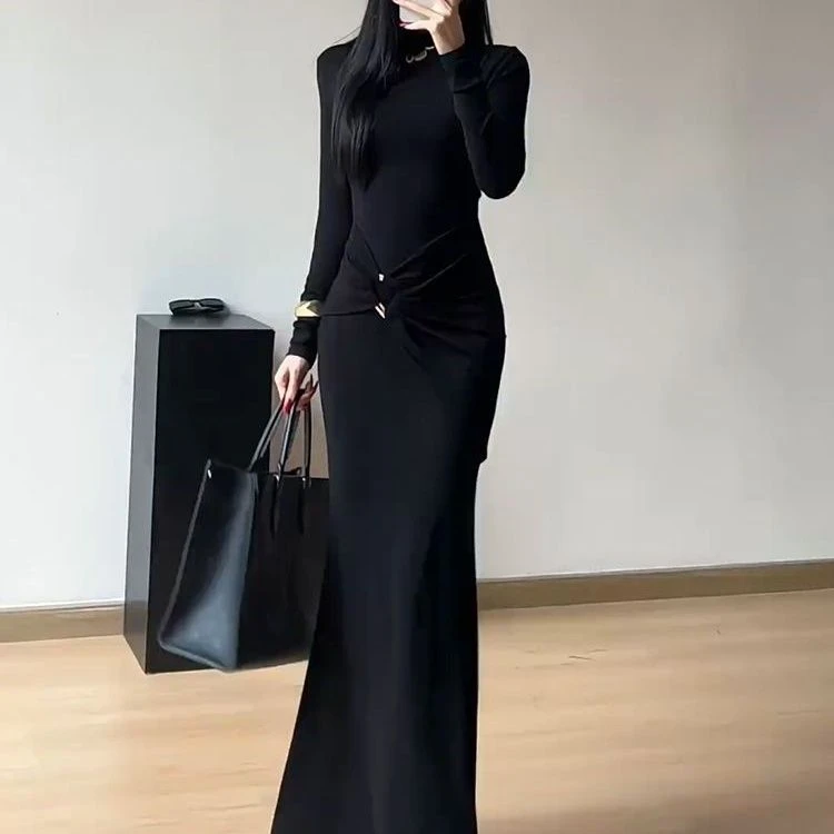 御姐风半高领长袖连衣裙女秋季气质收腰鱼尾裙子修身显瘦包臀长裙