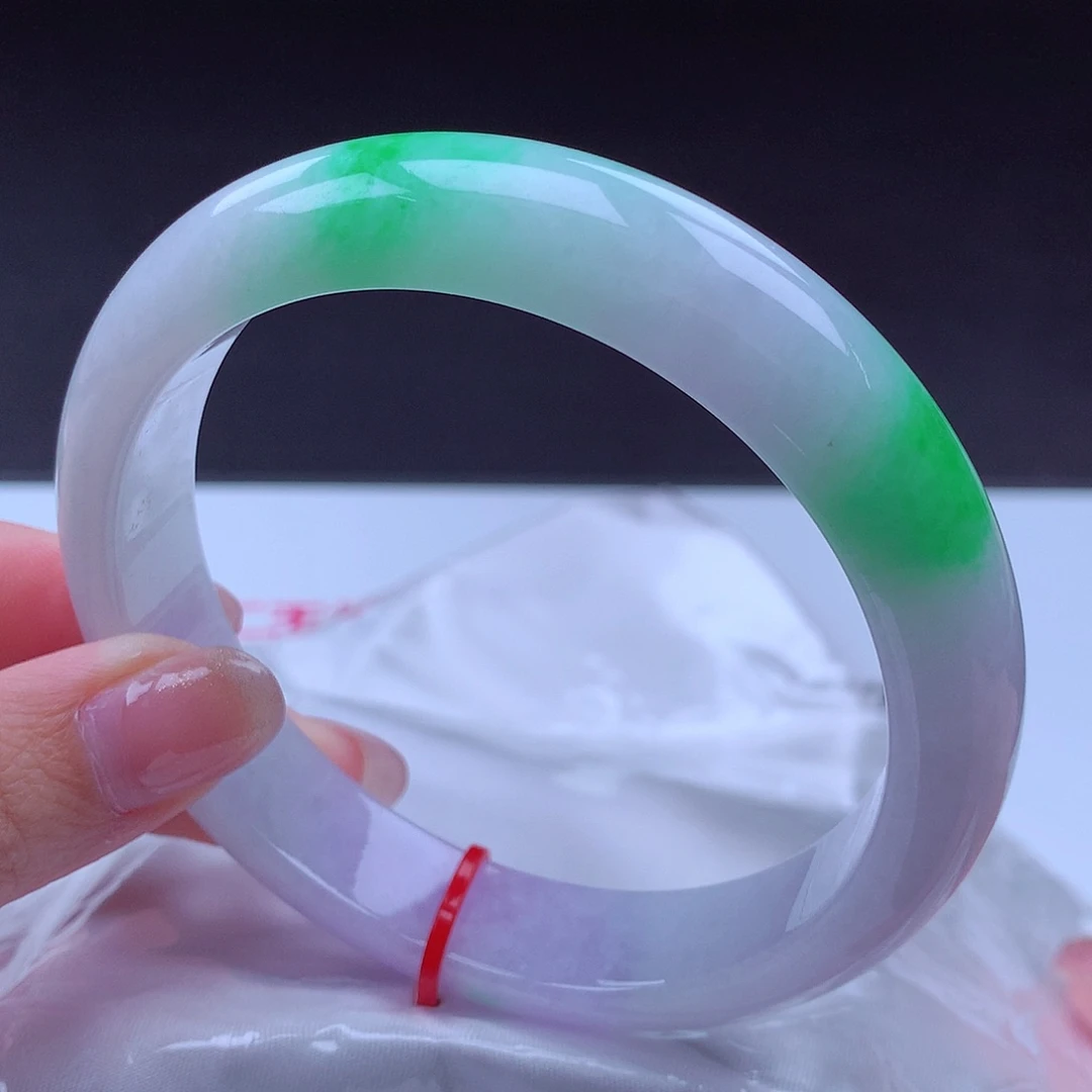 汤***爱翡翠未镶嵌手镯63.6手镯001987