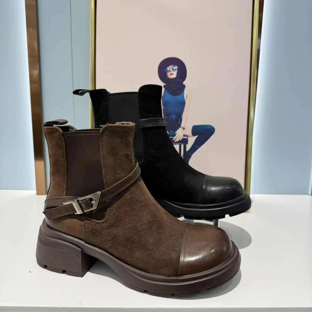 【年货品牌女鞋】潇洒一楼高品质英伦风短靴0881