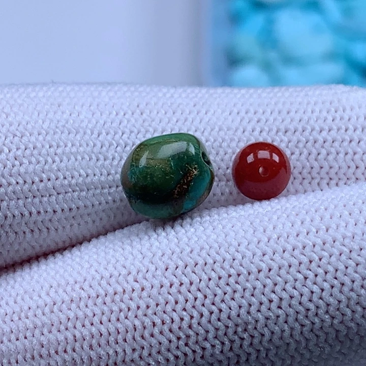 南红玛瑙未镶嵌珠宝奇石