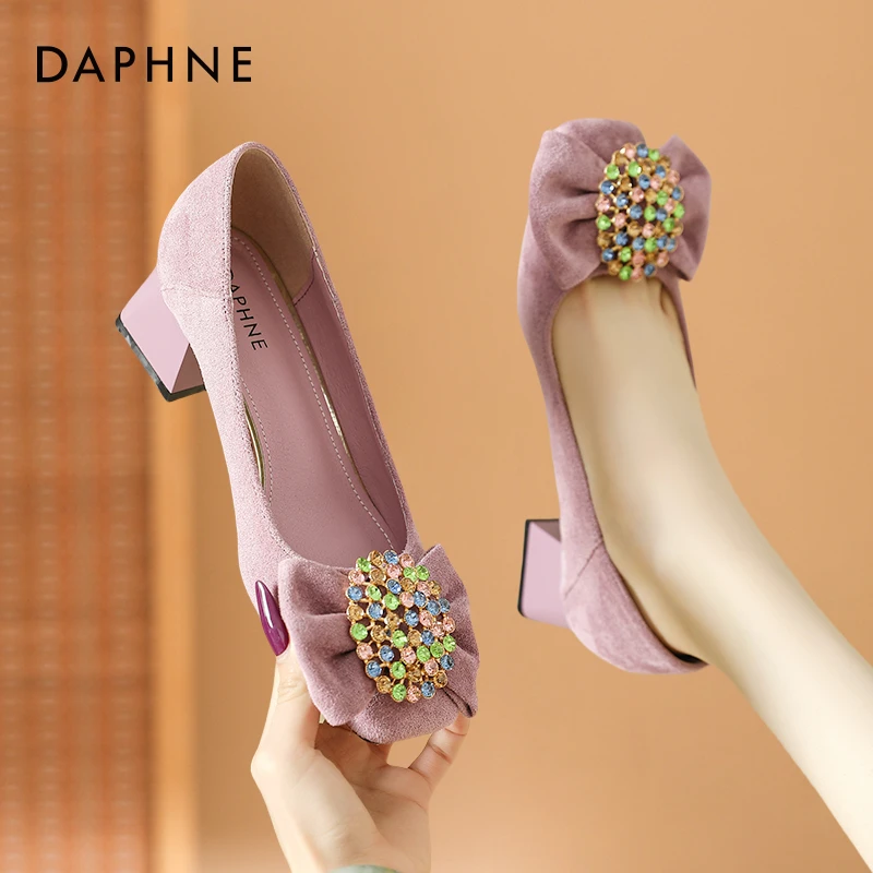 达芙妮2025新款法式小香风气质单鞋水钻蝴蝶结绝美春鞋粗跟高跟鞋