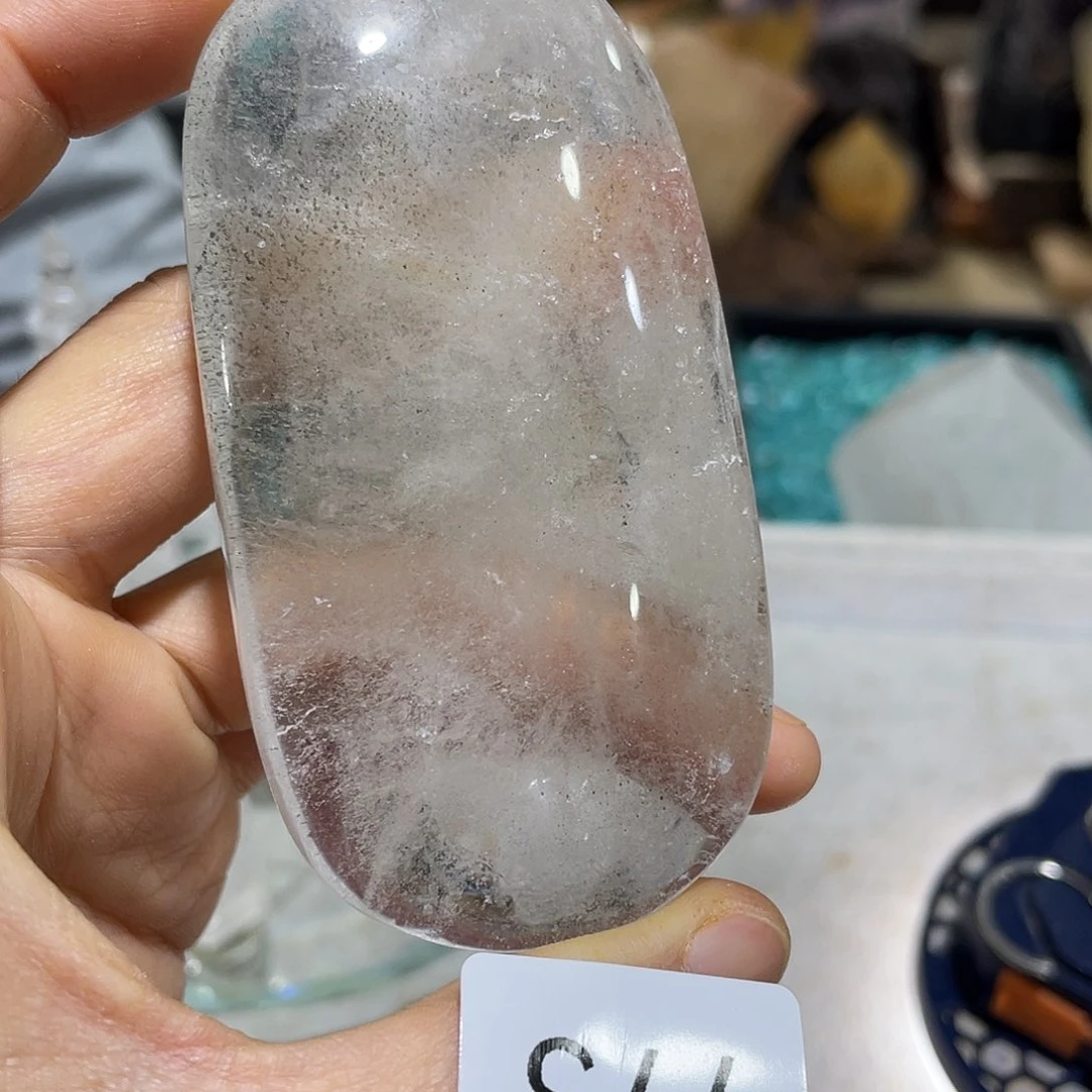 水晶摆件……未镶嵌