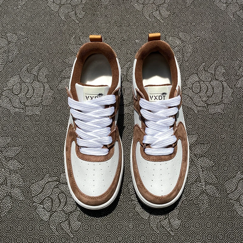新款棕白色低帮休闲板鞋时尚百搭潮鞋男款帆布鞋男鞋学生潮流鞋子
