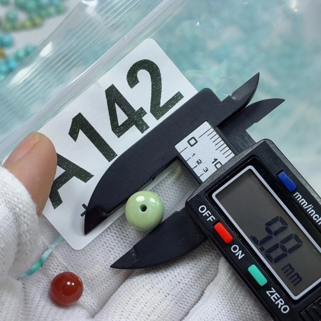 南红玛瑙未镶嵌珠宝奇石