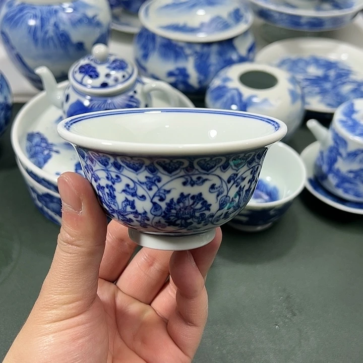 柴窑点工缠枝花卉压手杯