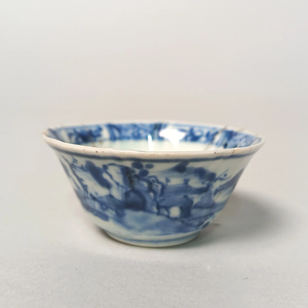 【010021331】清康熙 青花山水杯