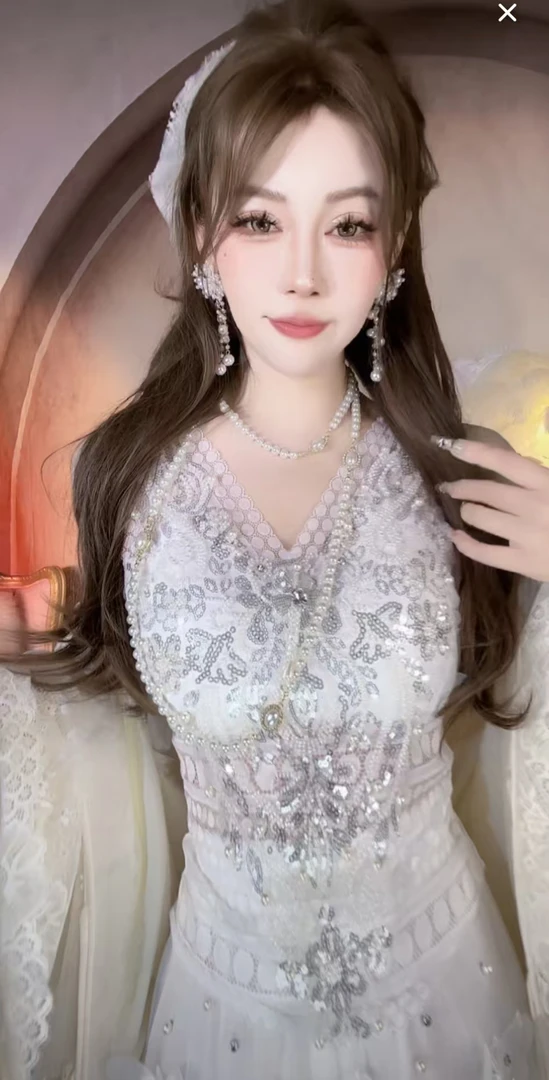 【崔】D0049 蕾丝吊带背心春夏新款重工钉珠亮片内搭打底衫美背